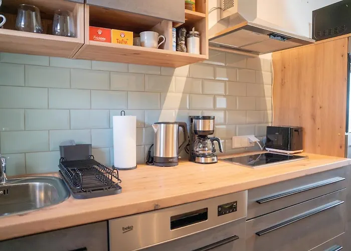Cozy, Small, New With Free Parking Apartment *